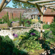 Courtyard2
